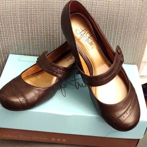 Life Stride Soft System, Regina Brown heels, dark brown, size 7W